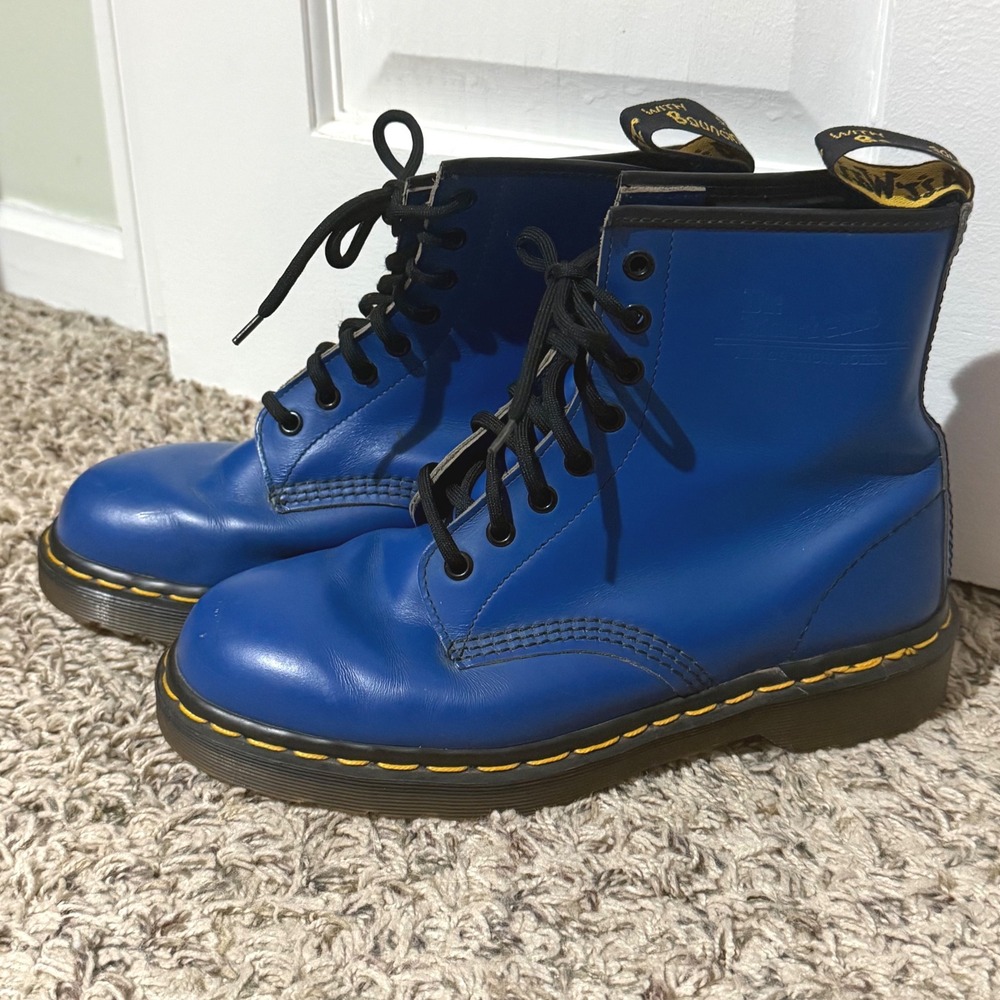 Dr. Martens 1460 Made in England Blue Leather 8.5 Eye Combat Boots
